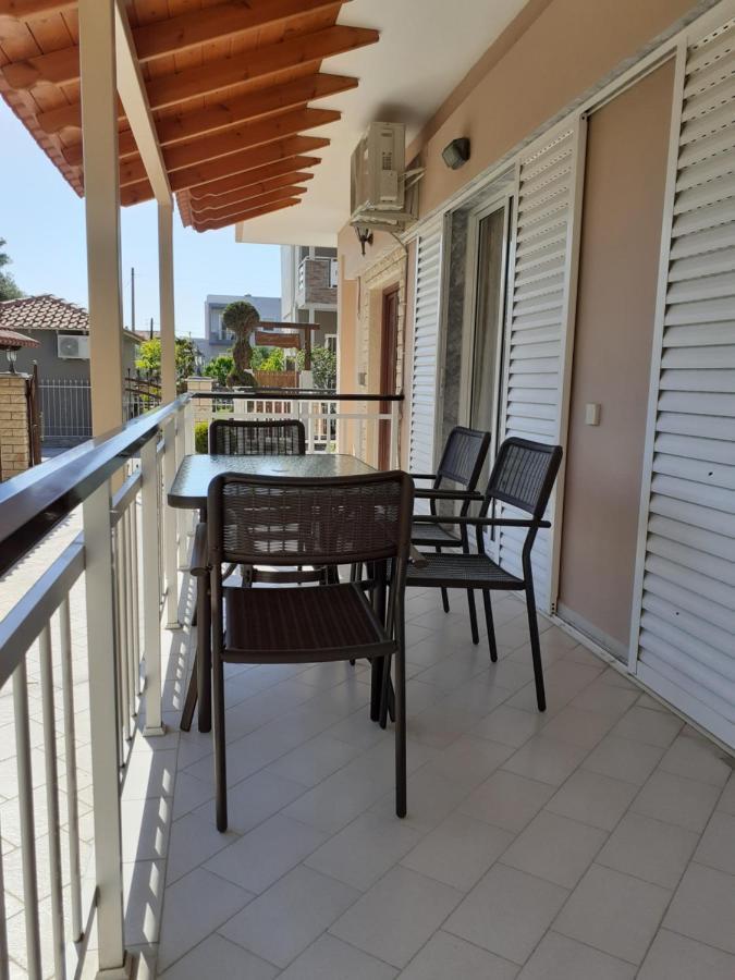 Chrysafis Apartments Nea Vrasna Luaran gambar