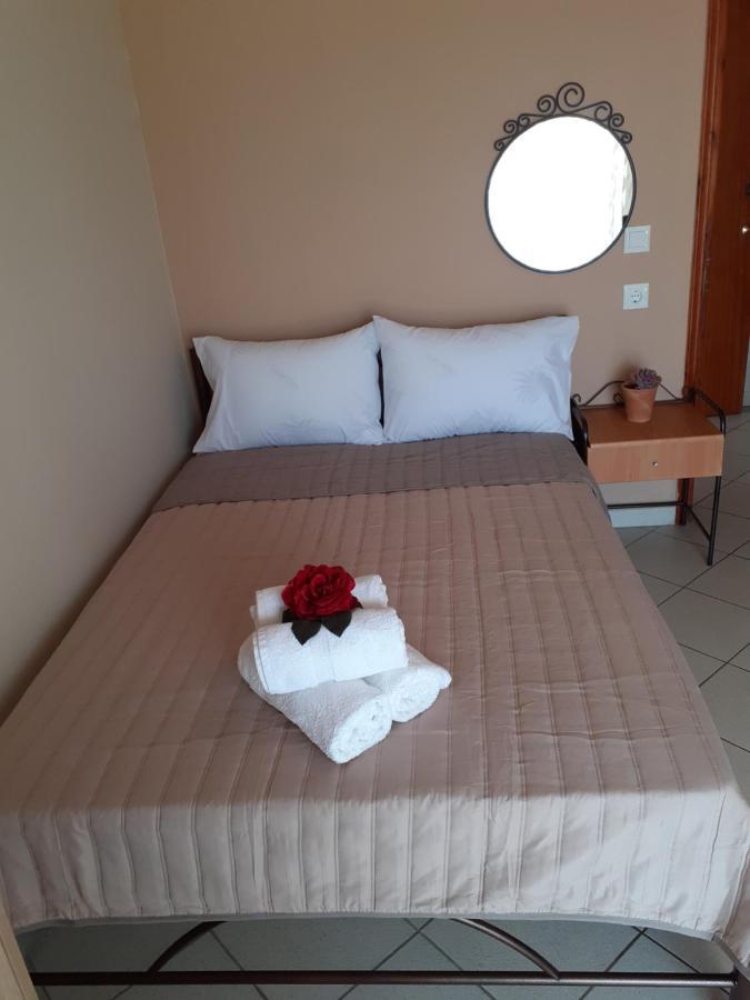 Chrysafis Apartments Nea Vrasna Luaran gambar