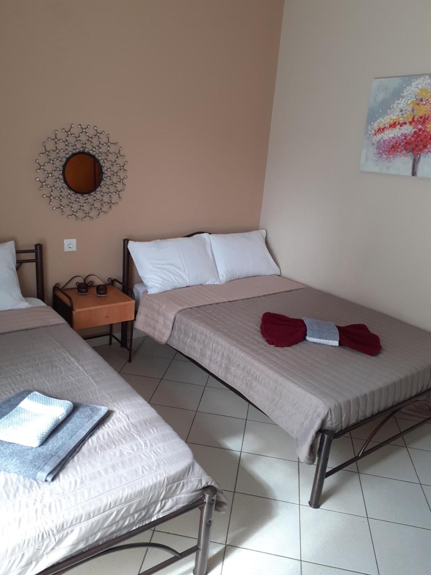 Chrysafis Apartments Nea Vrasna Luaran gambar